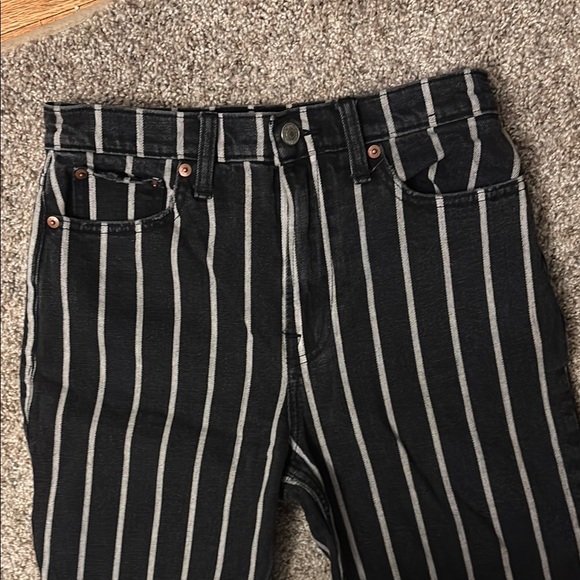 Abercrombie and ditch Black and White Striped raw hem Jeans - Picture 2 of 7